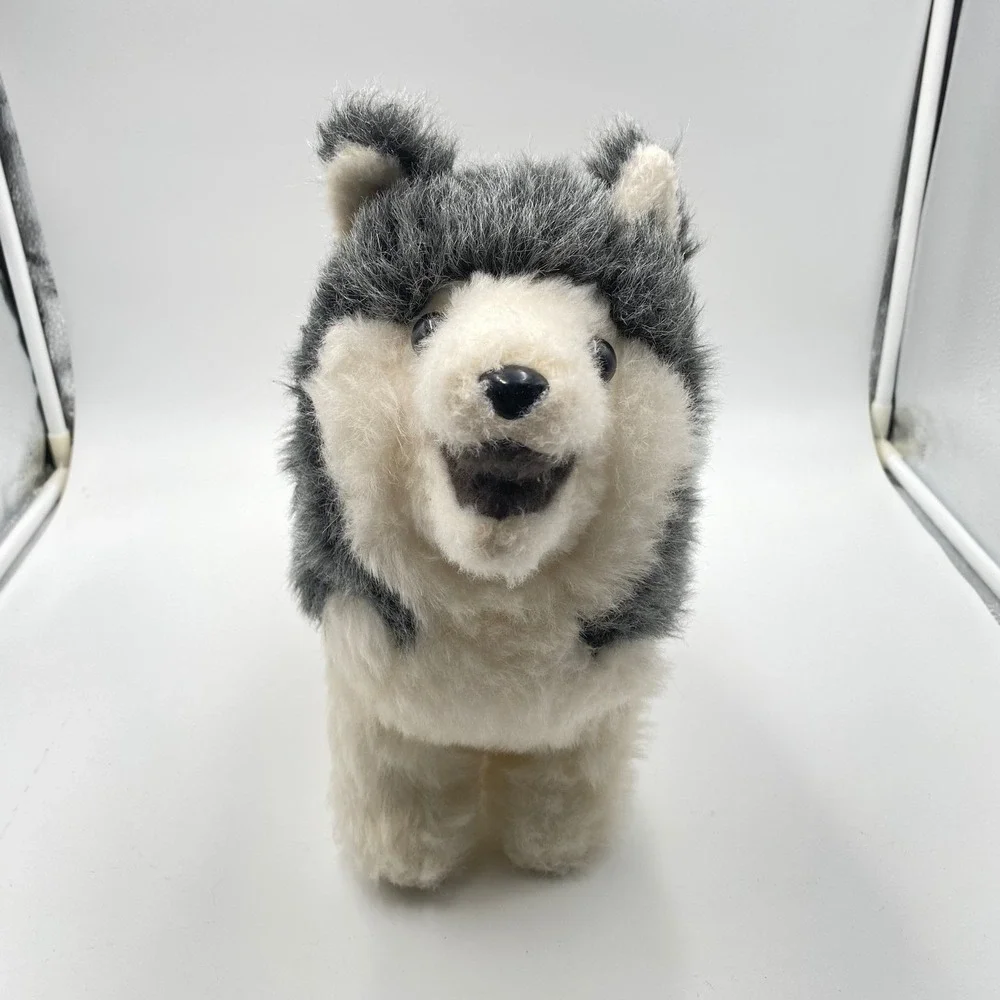 Vintage 1977 Dakin Pillow Pets Husky Dog Wolf Plush Realistic 13